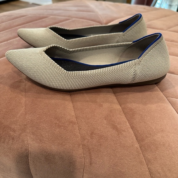 Grey Pointy Rothy’s size 7 - Picture 2 of 5